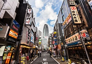 Images Dated 29th January 2018: Stunning view of the entertainment district at the foot of the skyscrapers of Shinjuku in