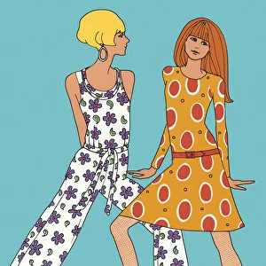 Retr Gallery: Two Stylish Girls