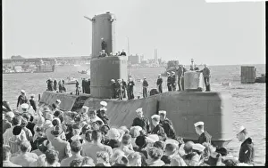 Groton Prints: Submarine Soldiers Meeting the General Public