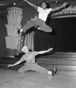 Retiree Prints: Sugar Ray Robinson Leaping Over Dancer