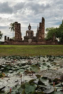 Images Dated 2nd August 2015: Sukhothai Historical Park