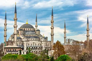 Images Dated 12th August 2018: Sultan Ahmed Mosque