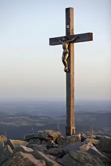 Images Dated 21st May 2012: Summit cross of Mt Lusen, Bavarian Forest, Bavaria, Germany, Europe