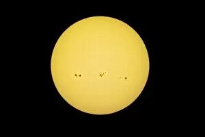 Images Dated 1st August 2011: Sun with solar spots in the white light, yellow filter