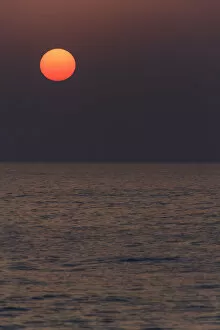 Images Dated 9th March 2013: Sunrise over the Arabian Sea, Al Ashkharah, Ash Sharqiyah, Oman