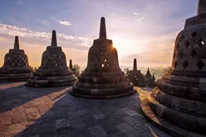 Images Dated 16th June 2016: Sunrise at Borobudur, Magelang, Central Java, Indonesia