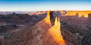 Images Dated 15th June 2016: Sunrise over Canyonlands national park, Utah, USA