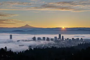 Buildings Collection: Sunrise over Foggy Portland Oregon