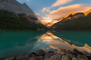 Banff National Park, Canada Gallery: Sunrise at Lake Louise - Canada