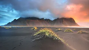 Images Dated 7th October 2017: Sunrise in Vesturhorn mountain Iceland
