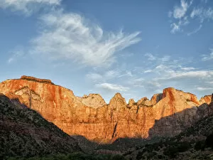Images Dated 2nd October 2010: Sunrise warms Towers of Virgin, Zion National Park, Utah, USA