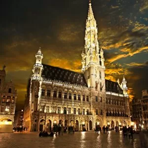 Images Dated 21st October 2011: Sunset in Brussels