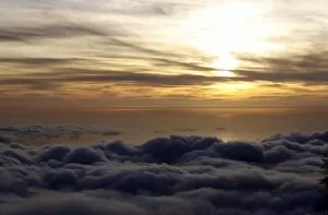 Portuguese Gallery: Sunset over the clouds, the sea at back, Atlantic Ocean, Madeira, Portugal, Europe