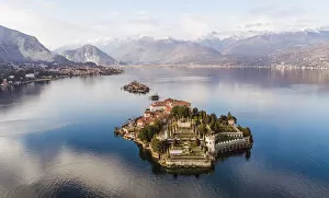 Amazing Drone Aerial Photography Gallery: Sunset over the islands on Lake Maggiore, Italy