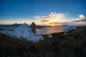 Images Dated 28th September 2016: Sunset Milos Island, Greece