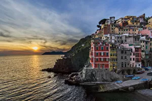 Images Dated 7th July 2015: Sunset Over Riomaggiore, Cinque Terre, Italy