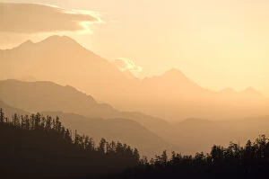 Images Dated 23rd February 2011: Sunset over rural mountain valley