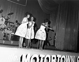 A Timeless Gallery of Motown’s Most Legendary Girl Group: The Supremes