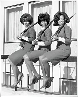 A Timeless Gallery of Motown’s Most Legendary Girl Group: The Supremes In London