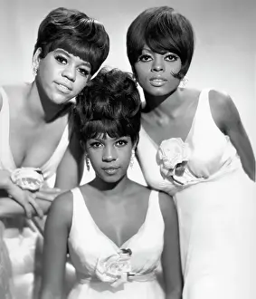 A Timeless Gallery of Motown’s Most Legendary Girl Group: Supremes Portrait Session