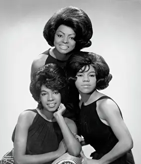 A Timeless Gallery of Motown’s Most Legendary Girl Group: Supremes Portrait Session