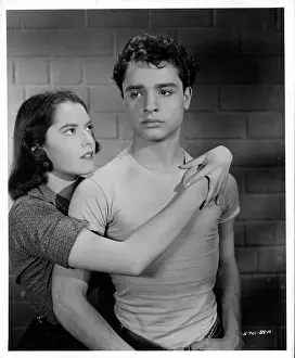 Lac0039 Prints: Susan Kohner And Sal Mineo In Dino