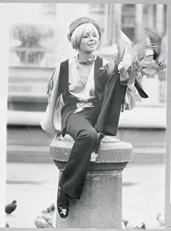 Susannah York Feeding the Pigeons