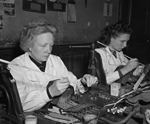 Suzanne Gripoix Working on a Necklace