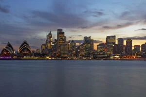 Images Dated 6th December 2012: Sydney City at twilight time, Australia