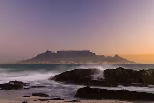 Table Mountain, Lions Head and Devils Peak in the evening light, panoramic views of Cape Town, Bloubergstrand beach, Table Bay, Atlantic Ocean, Cape Town, Western Cape, South Africa
