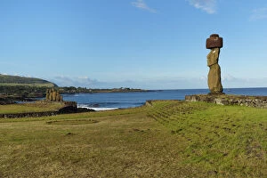 Images Dated 19th March 2015: Tahai - Easter Island
