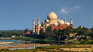 Agra Prints: The Taj at the banks of river Yamuna