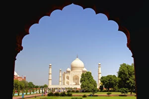Images Dated 25th September 2012: Taj Mahal, Agra, India