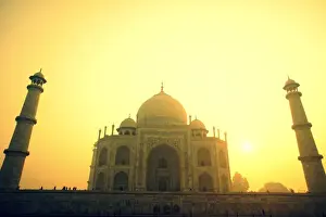 Taj Mahal Prints: Taj Mahal at dawn