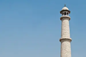 Taj mahal minaret