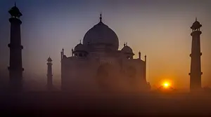 Agra Prints: Taj Mahal Sunrise