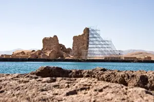 Takht Soleyman (Azargoshasb)