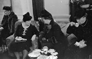 Club Prints: Taking Tea