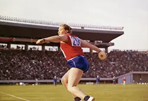 Tamara Press Throwing Discus