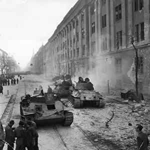 Tank Prints: Tanks In Hungary