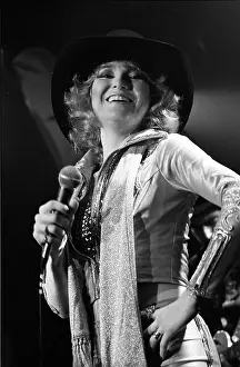 Tanya Tucker Performing