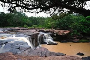 Images Dated 25th June 2011: Tat Ton Waterfall