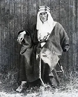 Arab Prints: T.E. Lawrence in Arabian Garb
