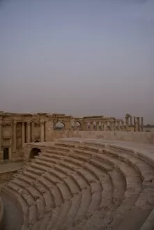 Images Dated 24th October 2008: Teatro di Palmyra