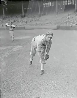 Ted Lyons Pitching Baseball