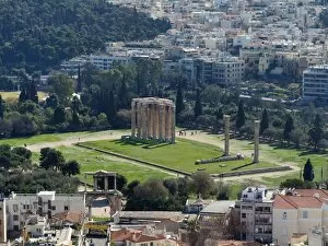 Images Dated 3rd March 2017: Temple of Olympian Zeus, Athens