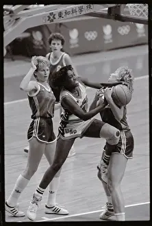 Seoul Prints: Teresa Edwards Stealing Ball