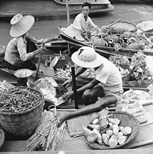 Thai Food Vendors in Boats