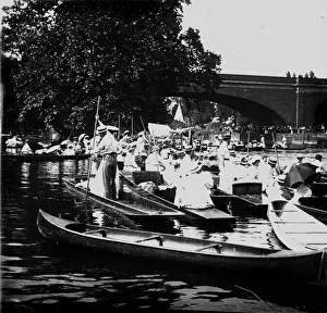 Punt Boat Prints: Thames Regatta