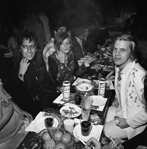 Shock and Spectacle: Thanksgiving At The Troubadour